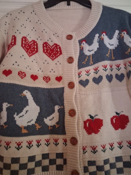 Source Unknown Sweaters - Cozy Cream & Blue Novelty Cardigan Sweater with Apples, Ducks, Chickens